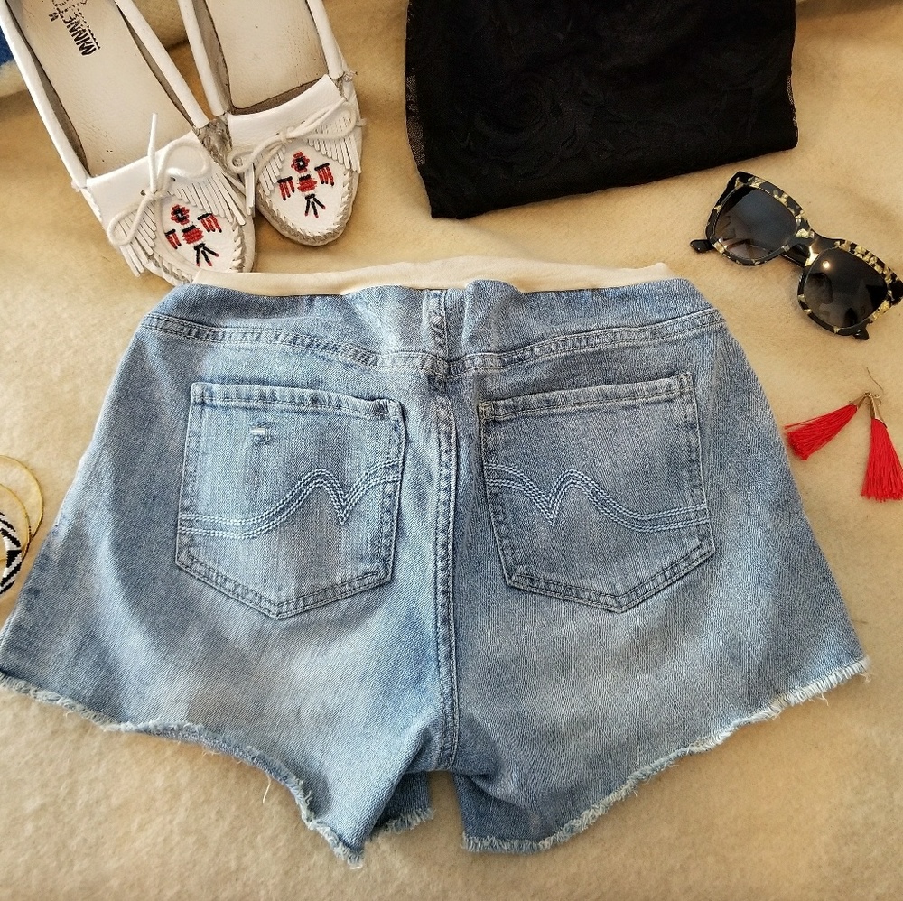 Maternity jean shorts.